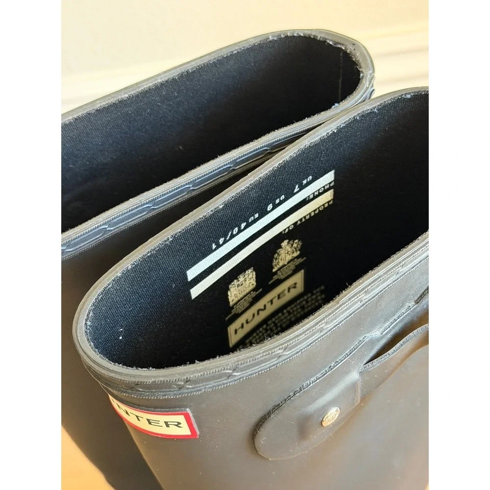 Hunter Original Tall Matte Black Waterproof Rain Boots Womens Size 9 US 7 UK